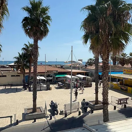 Cozy Seafront On The Mediterranean アパート アグド